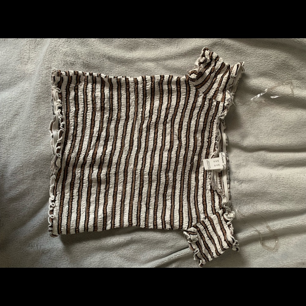 Womens off the Shoulder Cropped Streetwear Society Shirt